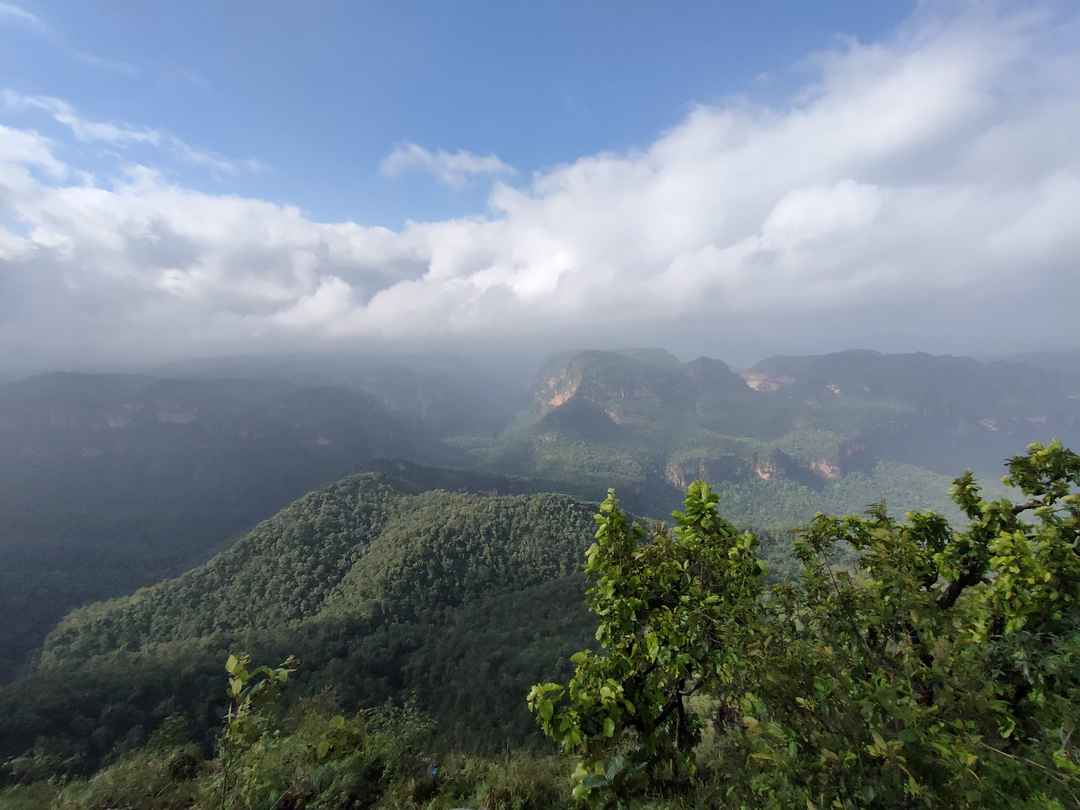 Read more about the article Pachmarhi Tour Guide | Queen of Satpura